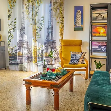 Apartment Free Parking Train Station Airport Ac Wifi